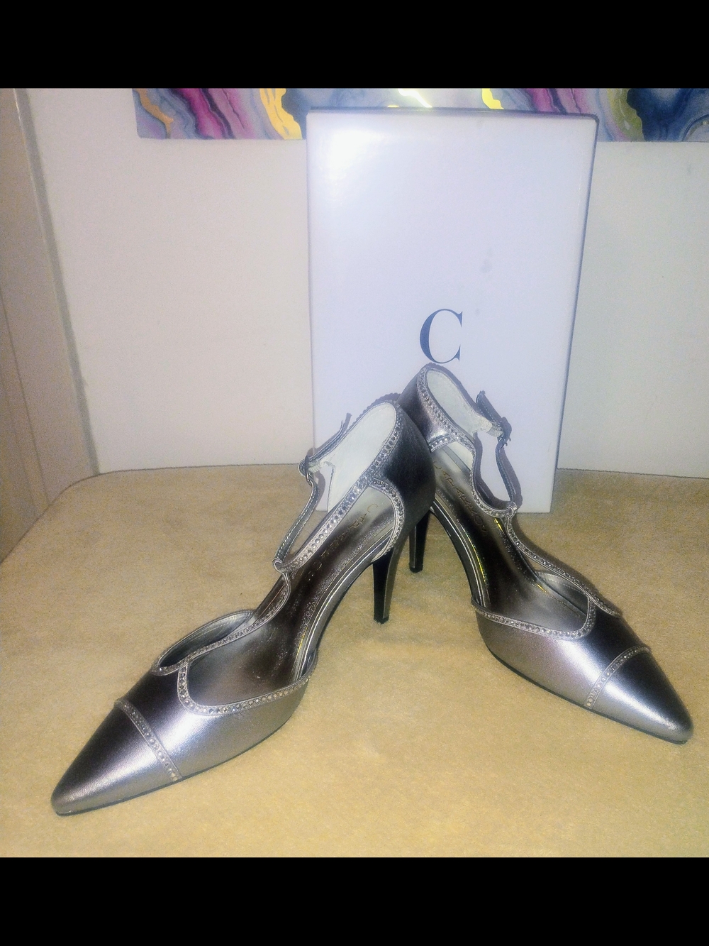 BNWB Caparros Metallic Pewter Silver Pointed Toe T-Strap Heels